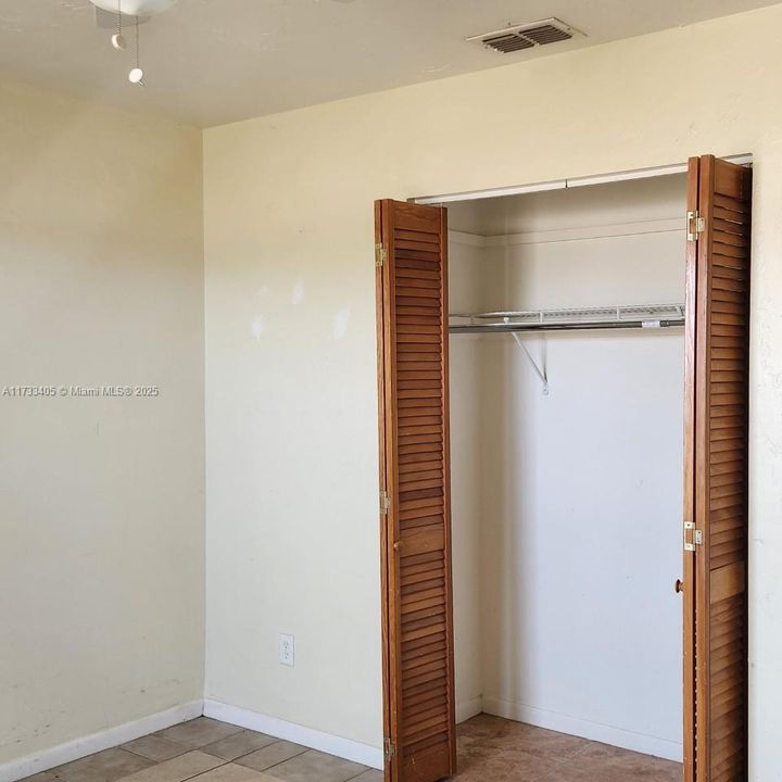 待售: $548,000 (0 贝兹, 0 浴室, 2290 平方英尺)