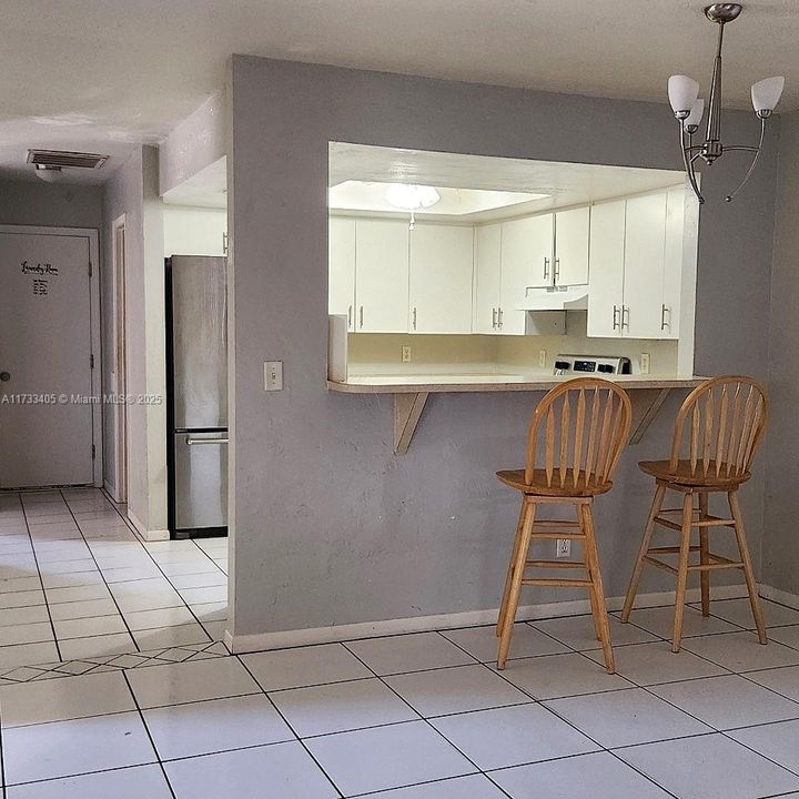 待售: $548,000 (0 贝兹, 0 浴室, 2290 平方英尺)