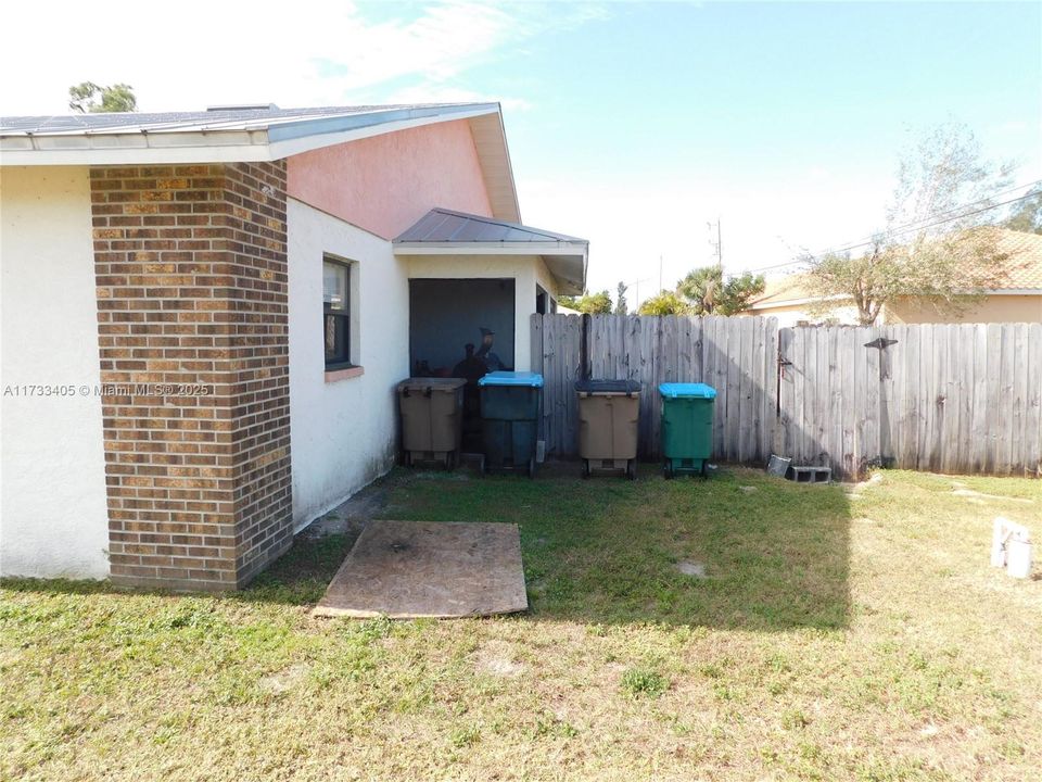 待售: $548,000 (0 贝兹, 0 浴室, 2290 平方英尺)