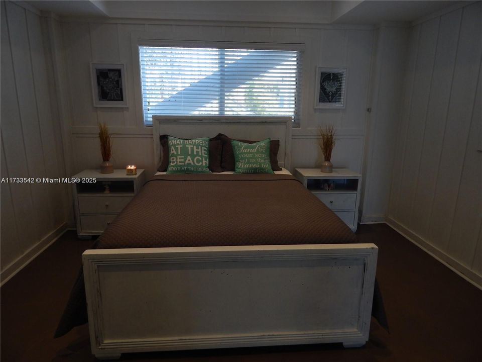 Recently Rented: $3,700 (1 beds, 1 baths, 904 Square Feet)