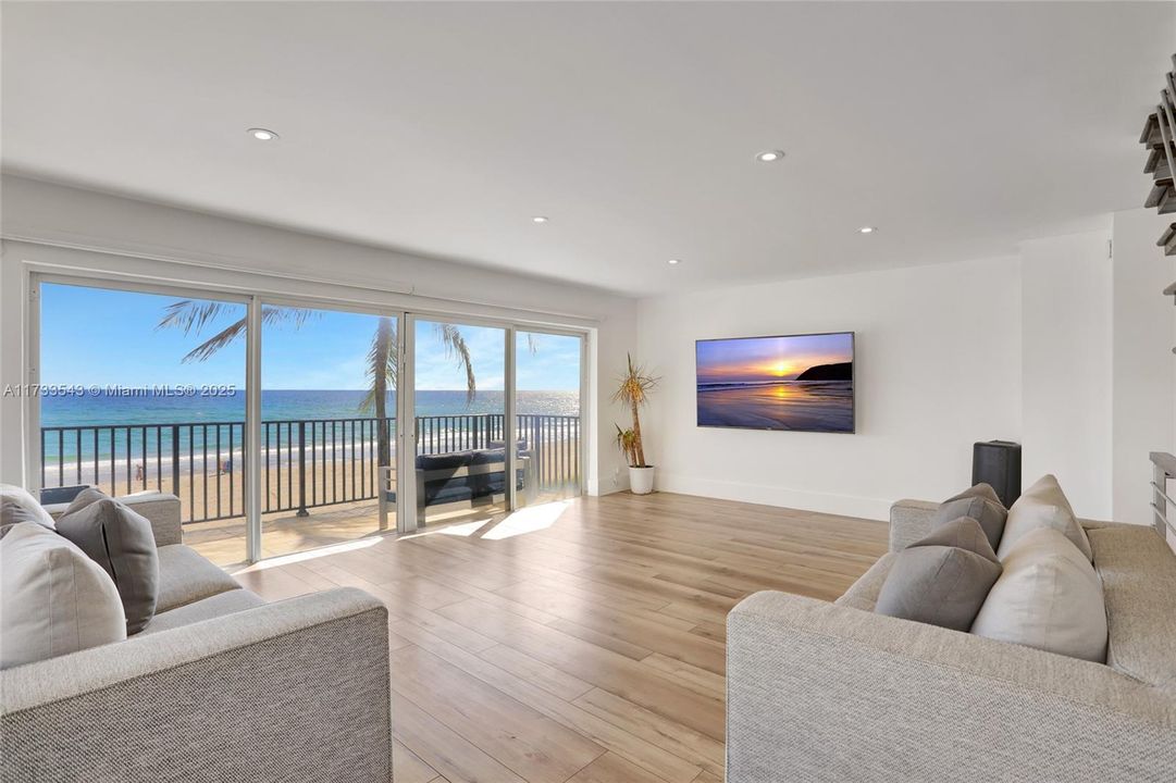 Недавно арендовано: $20,000 (4 спален, 3 ванн, 2300 Квадратных фут)