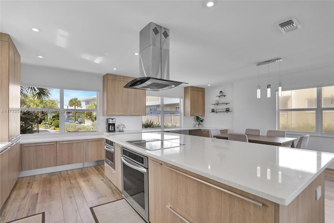 Недавно арендовано: $20,000 (4 спален, 3 ванн, 2300 Квадратных фут)