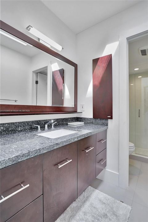 Недавно арендовано: $20,000 (4 спален, 3 ванн, 2300 Квадратных фут)