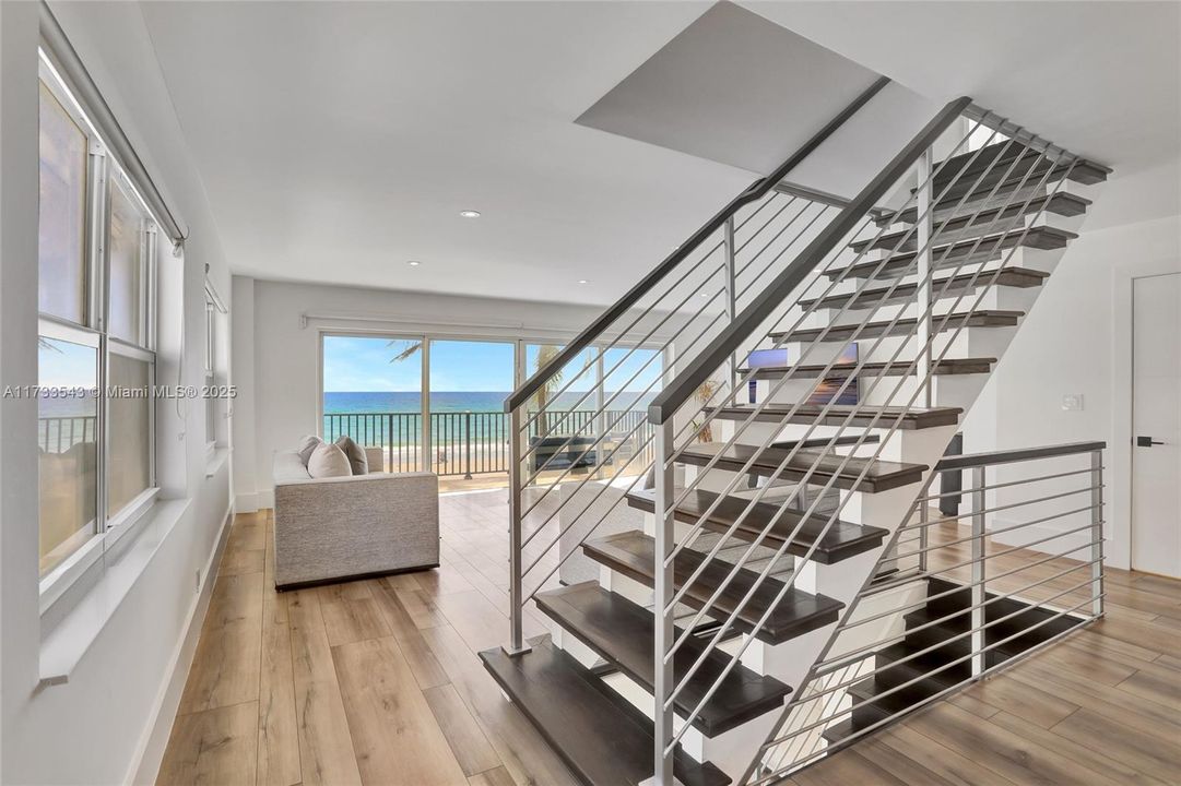 Недавно арендовано: $20,000 (4 спален, 3 ванн, 2300 Квадратных фут)