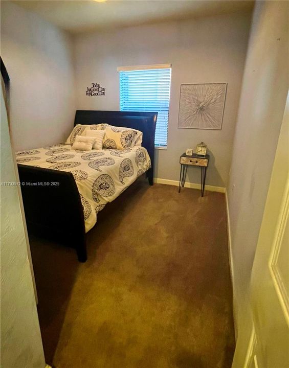 Recently Sold: $454,900 (4 beds, 2 baths, 1670 Square Feet)