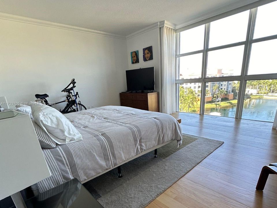 Недавно продано: $2,599,000 (3 спален, 3 ванн, 2470 Квадратных фут)