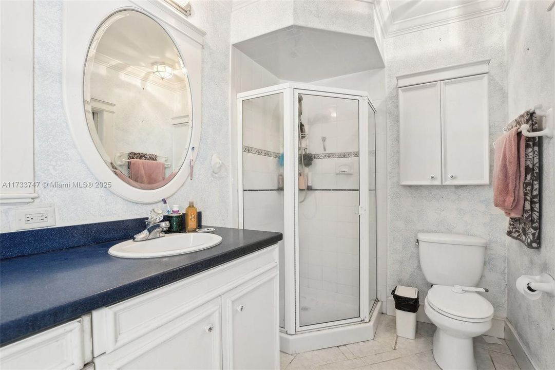 Недавно продано: $599,900 (3 спален, 3 ванн, 1952 Квадратных фут)