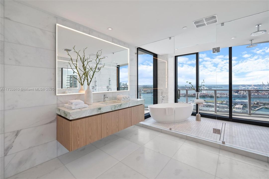 待售: $6,500,000 (4 贝兹, 4 浴室, 3186 平方英尺)