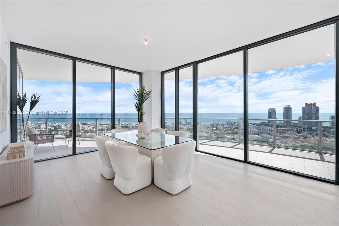 待售: $6,500,000 (4 贝兹, 4 浴室, 3186 平方英尺)