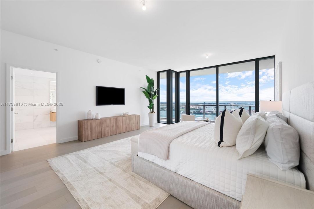 待售: $6,500,000 (4 贝兹, 4 浴室, 3186 平方英尺)