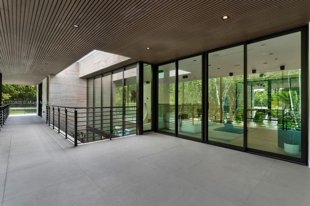 En Venta: $24,900,000 (6 camas, 7 baños, 8833 Pies cuadrados)