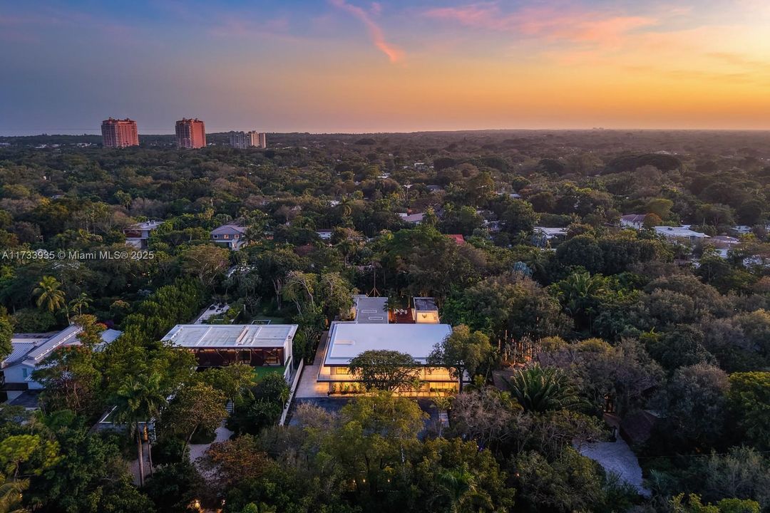 En Venta: $24,900,000 (6 camas, 7 baños, 8833 Pies cuadrados)