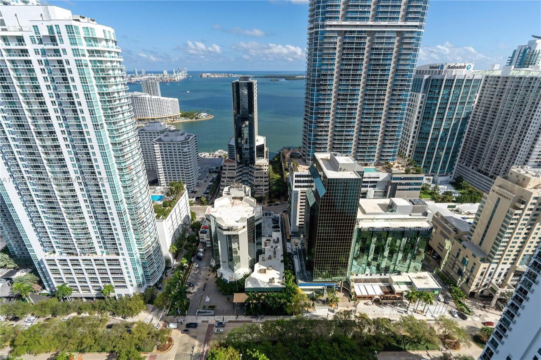 Recently Sold: $1,199,990 (2 beds, 3 baths, 1283 Square Feet)