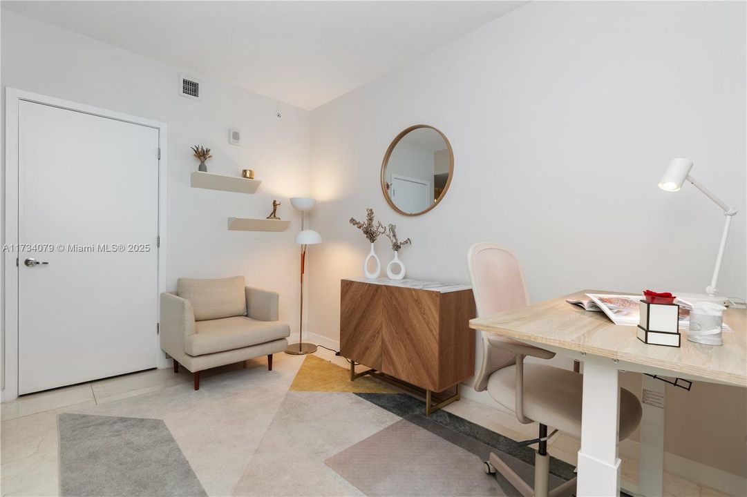 Recently Sold: $1,199,990 (2 beds, 3 baths, 1283 Square Feet)