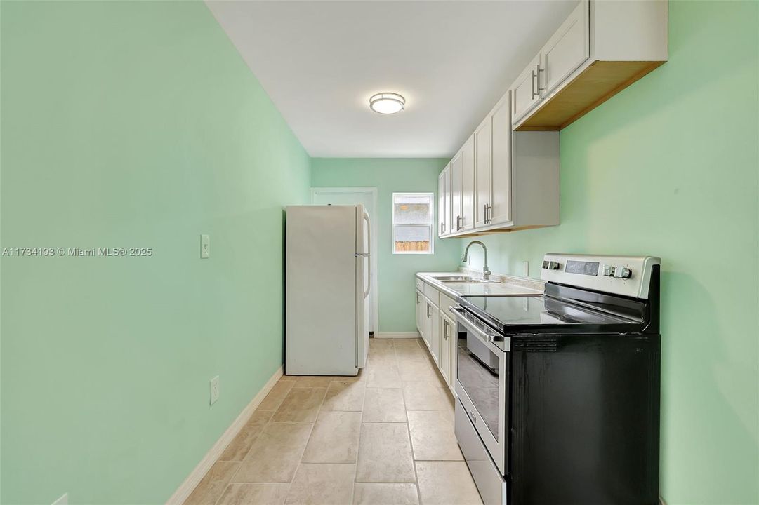 Recently Rented: $1,325 (2 beds, 1 baths, 650 Square Feet)