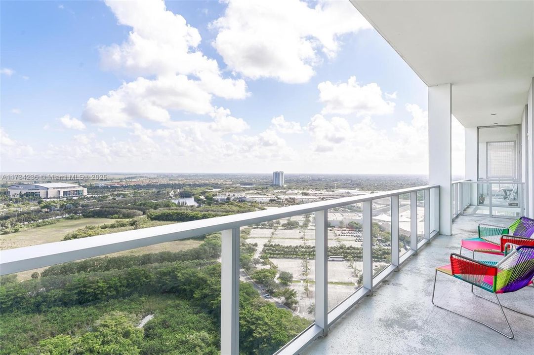 Recently Rented: $4,325 (3 beds, 3 baths, 1262 Square Feet)