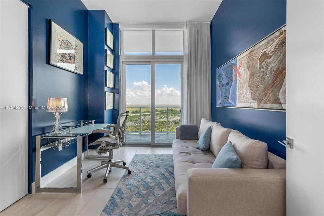 Recently Rented: $4,325 (3 beds, 3 baths, 1262 Square Feet)