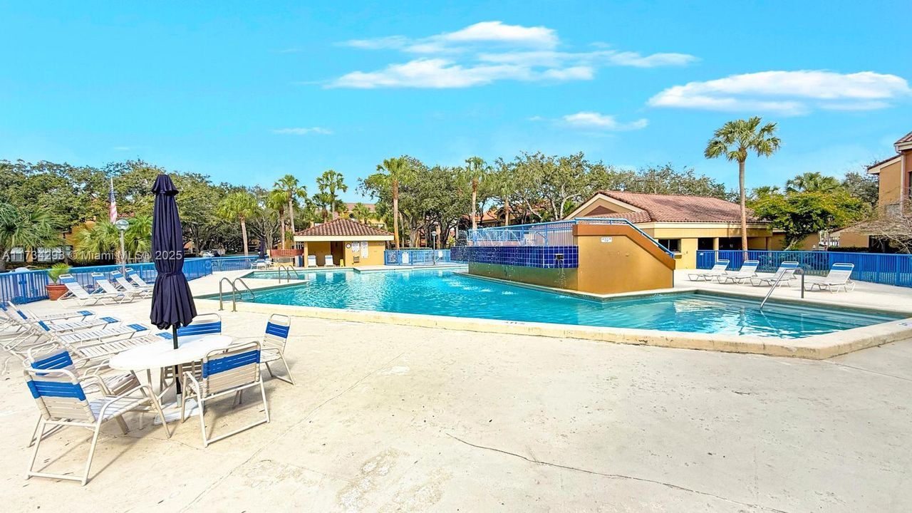 Recientemente alquilado: $2,250 (2 camas, 2 baños, 850 Pies cuadrados)