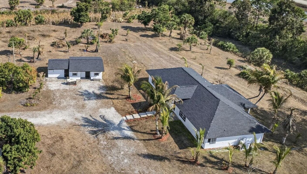 LOVELY 5 ACRE HOME!