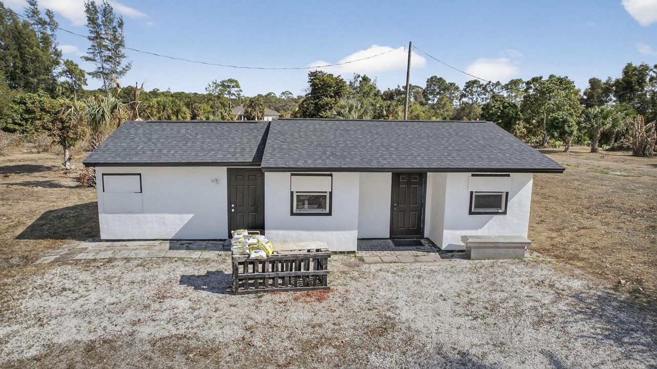 900 SF BUILDING