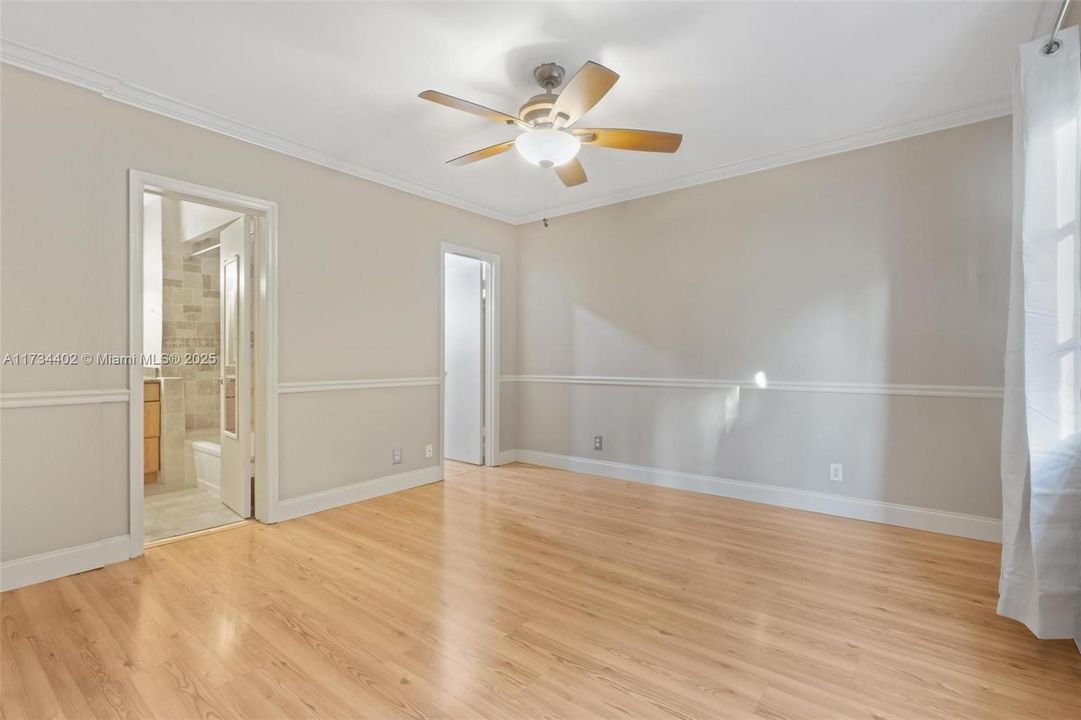 Active With Contract: $172,000 (1 beds, 1 baths, 685 Square Feet)