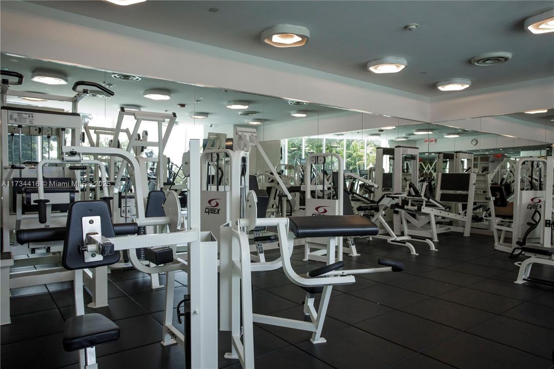 En Venta: $1,819,000 (2 camas, 2 baños, 1700 Pies cuadrados)