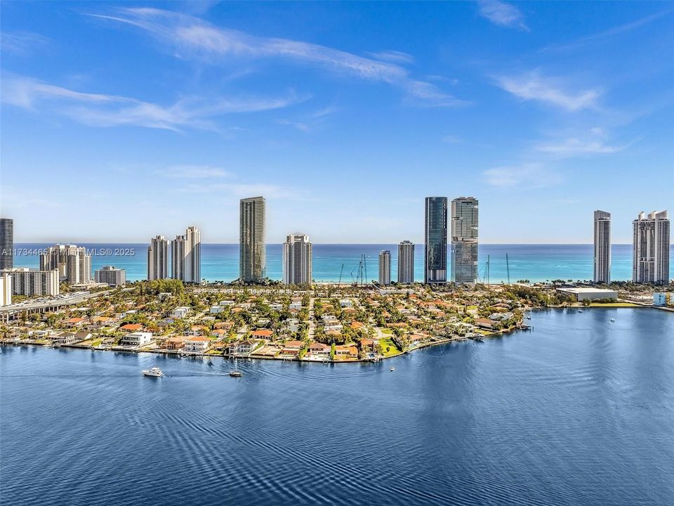 最近售出: $1,495,000 (0.17 acres)