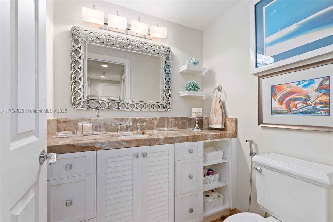 Недавно продано: $1,425,000 (3 спален, 3 ванн, 2635 Квадратных фут)