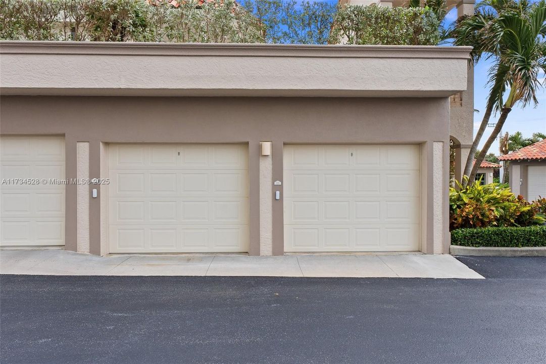 Недавно продано: $1,425,000 (3 спален, 3 ванн, 2635 Квадратных фут)