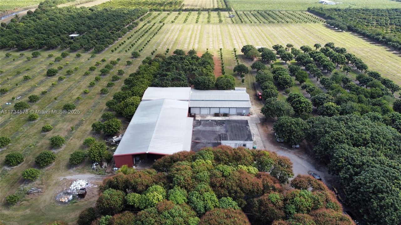 最近售出: $4,750,000 (0 贝兹, 0 浴室, 0 平方英尺)