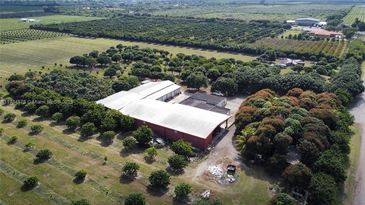 最近售出: $4,750,000 (0 贝兹, 0 浴室, 0 平方英尺)