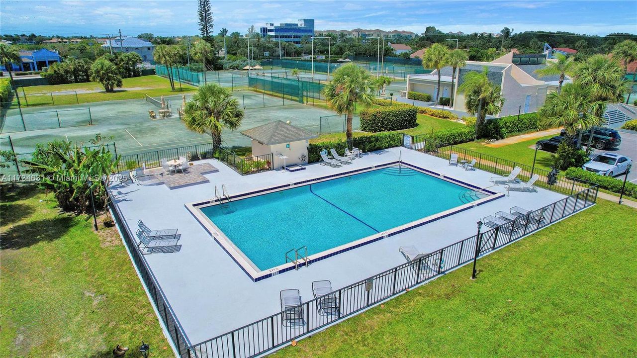 Vendido Recientemente: $245,000 (1 camas, 1 baños, 720 Pies cuadrados)