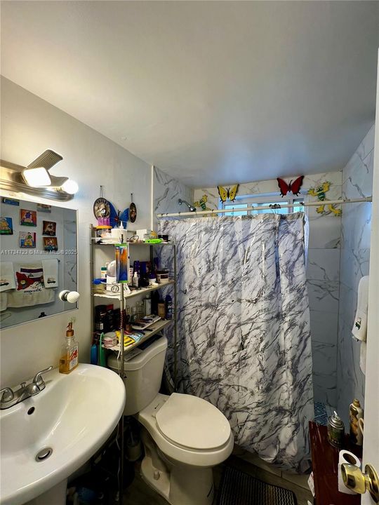 На продажу: $1,800,000 (0 спален, 0 ванн, 0 Квадратных фут)