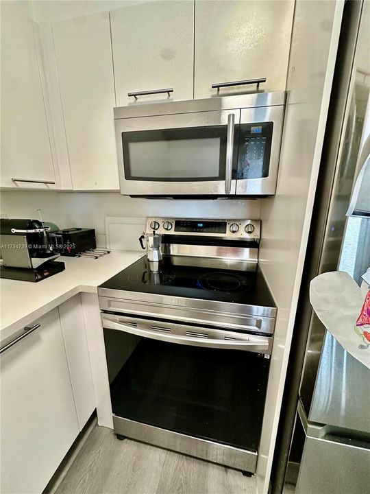 待售: $399,000 (2 贝兹, 2 浴室, 1020 平方英尺)