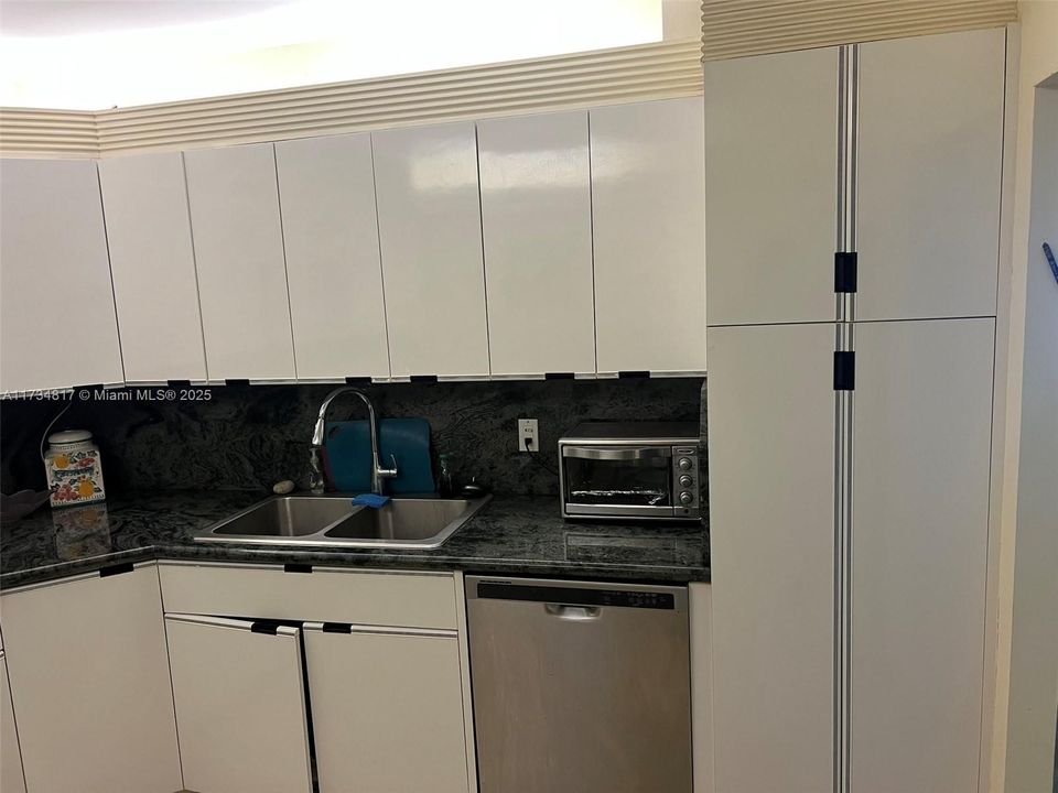 En Venta: $1,450,000 (2 camas, 2 baños, 1388 Pies cuadrados)