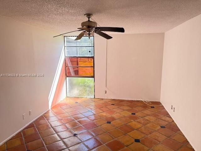 Recientemente alquilado: $1,900 (2 camas, 2 baños, 994 Pies cuadrados)