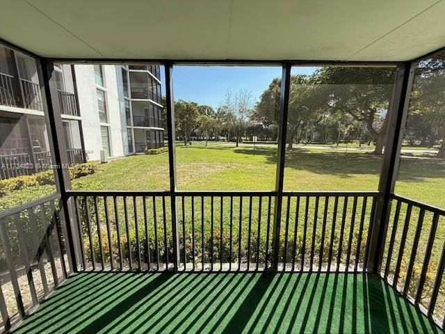 Recientemente alquilado: $1,900 (2 camas, 2 baños, 994 Pies cuadrados)