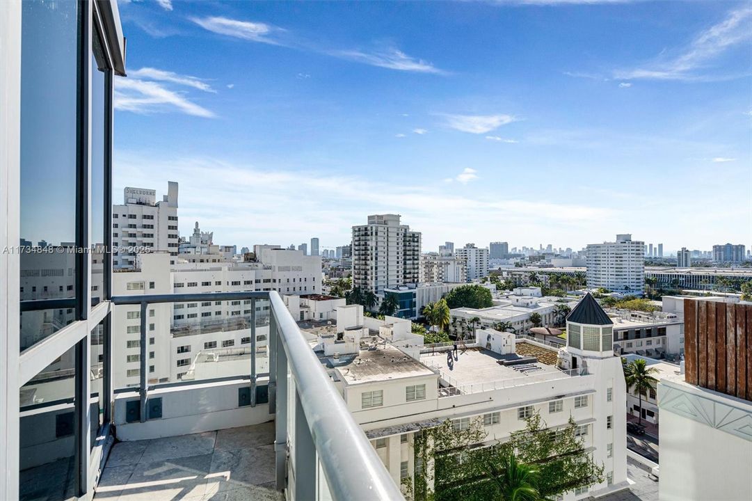 Second Balcony with City Skyline View
