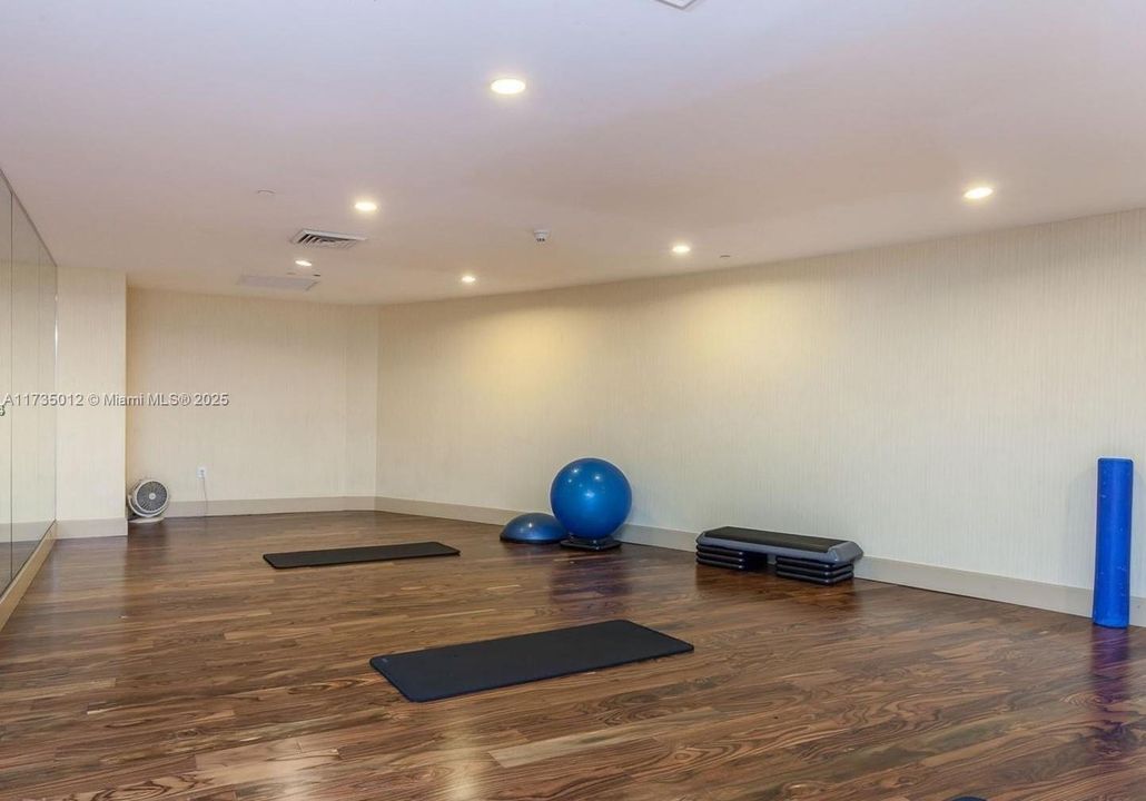 Vendido Recientemente: $323,000 (0 camas, 1 baños, 567 Pies cuadrados)