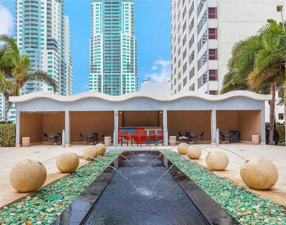 Vendido Recientemente: $323,000 (0 camas, 1 baños, 567 Pies cuadrados)