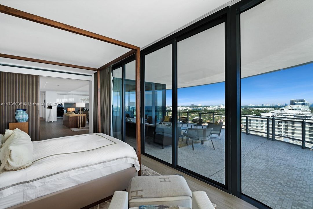 En Venta: $15,500,000 (4 camas, 3 baños, 3525 Pies cuadrados)