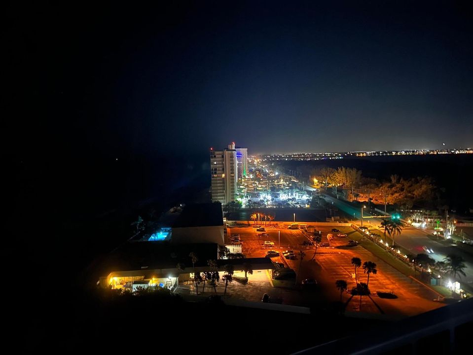 053_-_Lights_At_Night