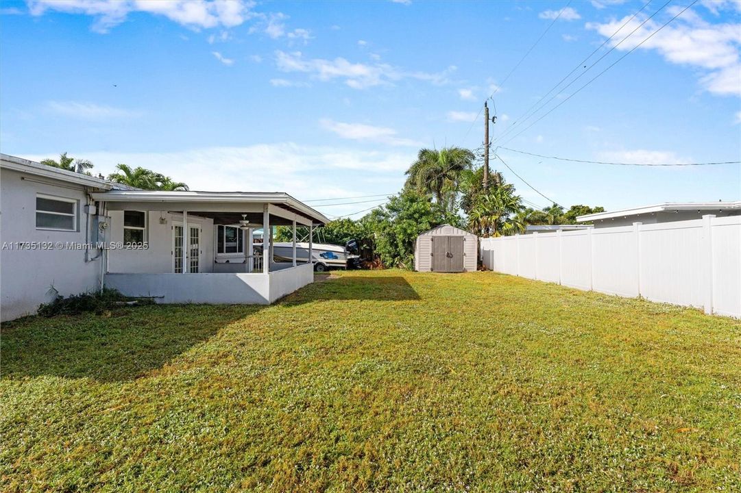 最近售出: $420,000 (2 贝兹, 2 浴室, 1160 平方英尺)