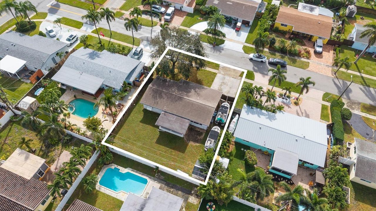 最近售出: $420,000 (2 贝兹, 2 浴室, 1160 平方英尺)