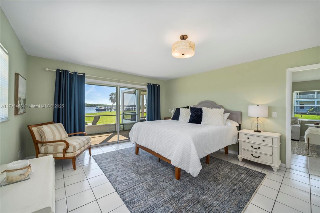 Recently Rented: $3,250 (2 beds, 2 baths, 1363 Square Feet)