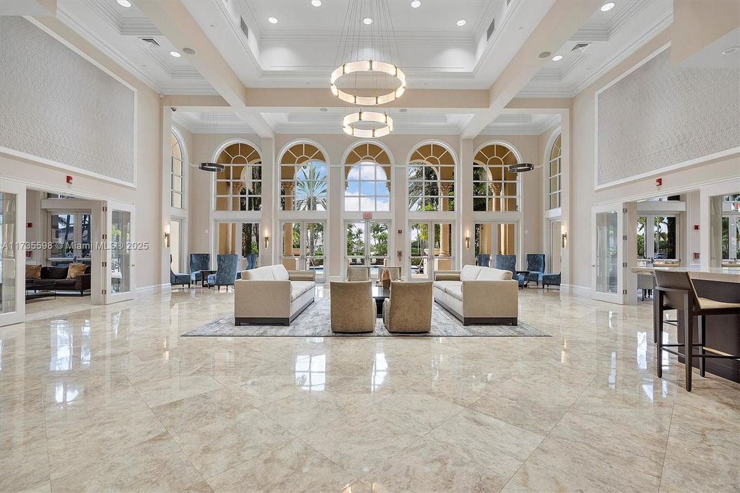 最近售出: $1,614,900 (4 贝兹, 3 浴室, 2914 平方英尺)