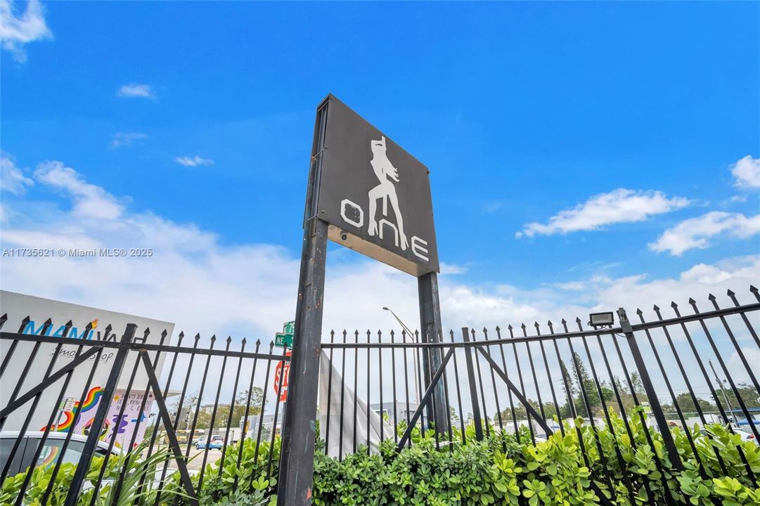 待售: $25,000,000 (0 贝兹, 0 浴室, 0 平方英尺)