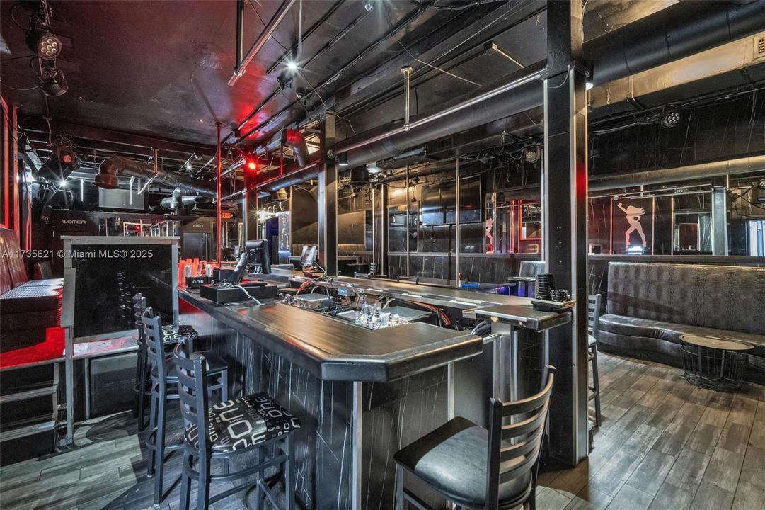 待售: $25,000,000 (0 贝兹, 0 浴室, 0 平方英尺)