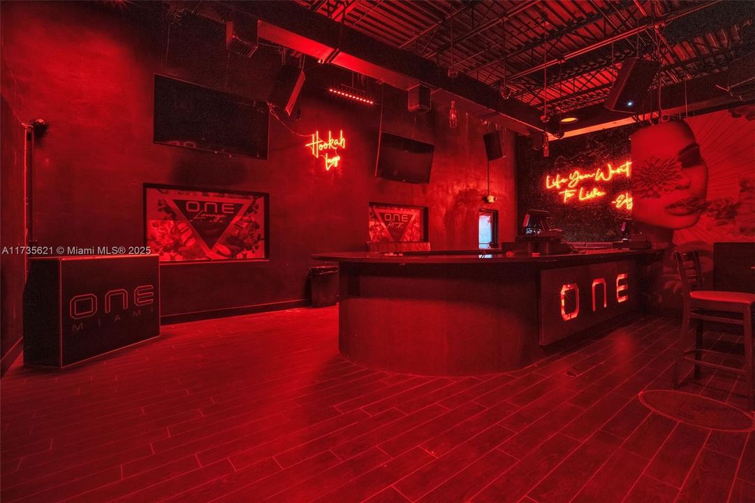 待售: $25,000,000 (0 贝兹, 0 浴室, 0 平方英尺)