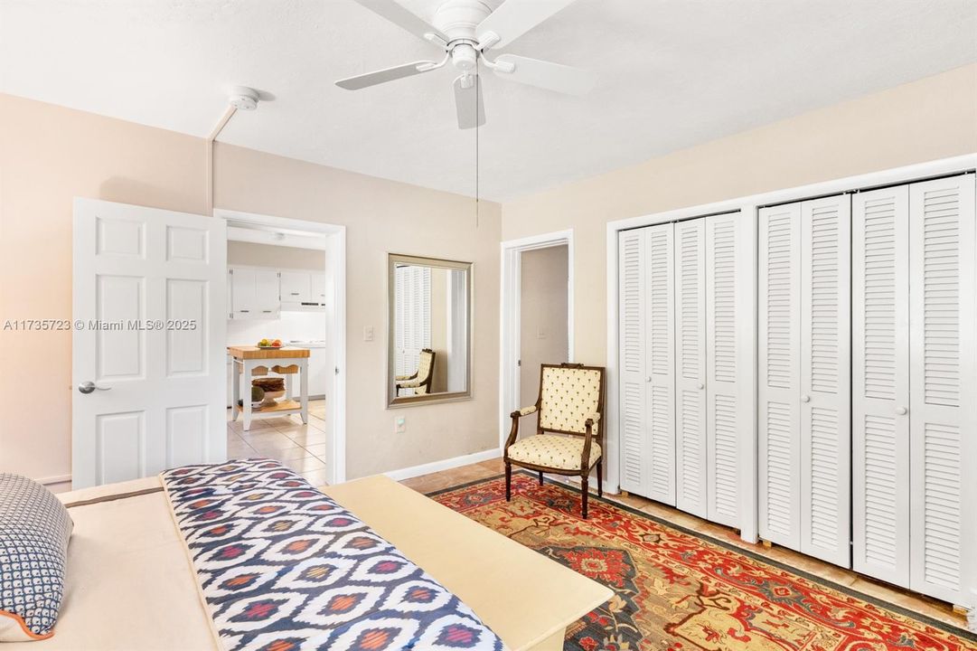 Недавно продано: $3,999,000 (5 спален, 4 ванн, 2358 Квадратных фут)